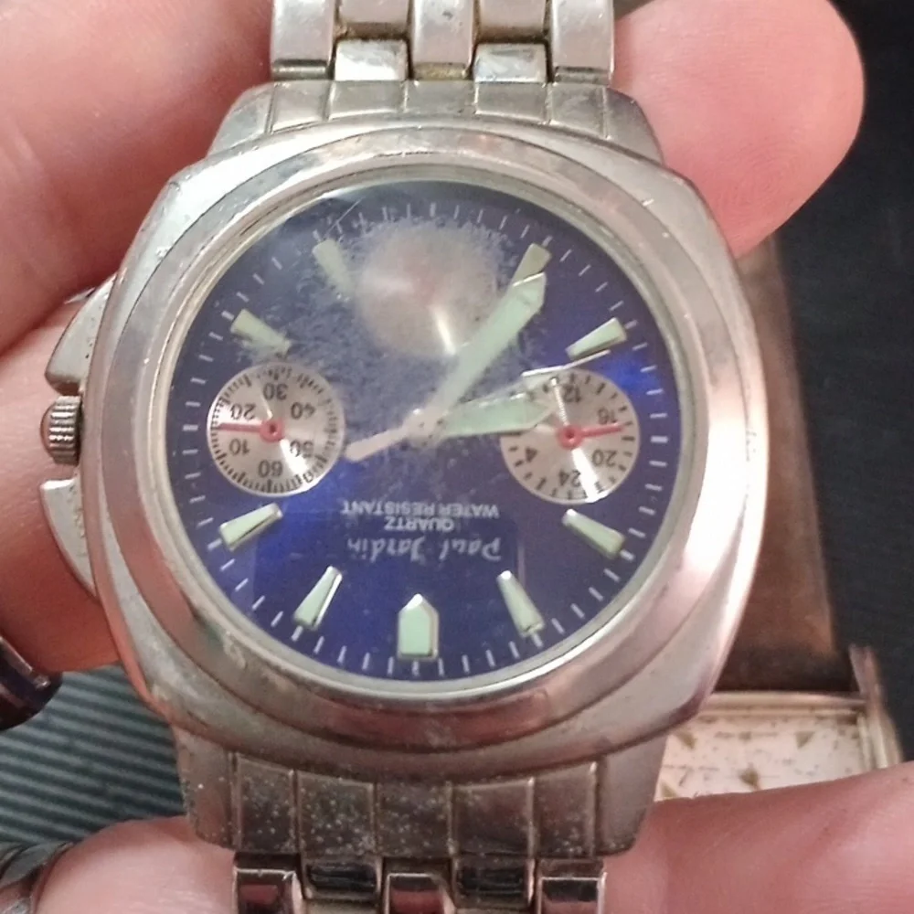 Large lot of watches and parts for repair, parts, etc.